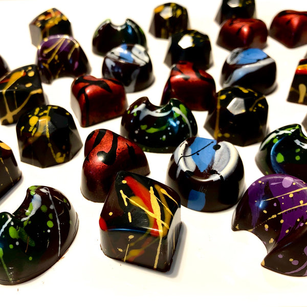 Nebula Artisan Chocolate Pralinen Dark Creamy Kollektion Mix